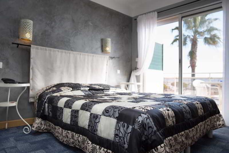 Hotel La Potiniere Hyères Buitenkant foto